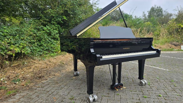 Leihflügel Yamaha C3 Event